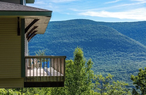 Dorset House | Enchanted Mountain House