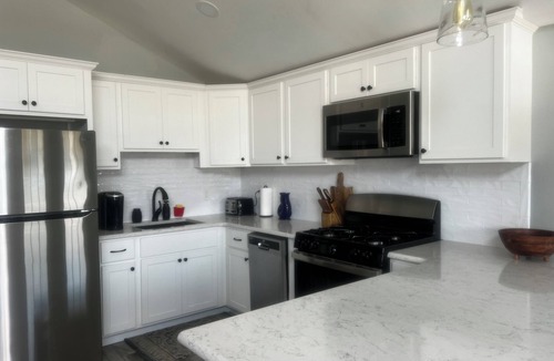 Seabrook House | Enjoy the beach during the day and sunsets at night