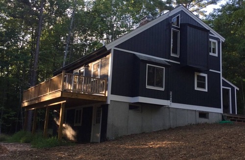 Freedom House | Enjoy the White Mountains and Lakes Region, pet friendly open to seasonal rental