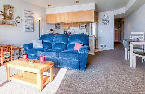 Lincoln City Condo | Enjoy views of Siletz Bay from this 3rd Floor Condo. beach access, Taft District