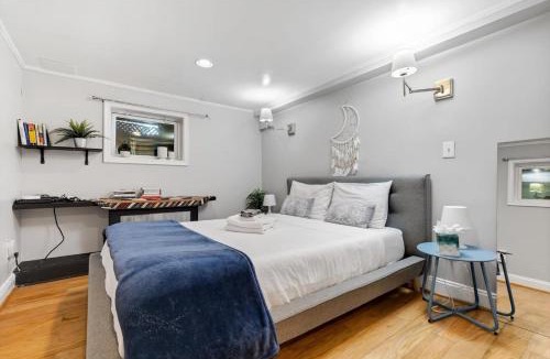 Eckington Apartment | Entire 1-BR Apt in NoMa Eckington