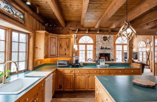West Townshend House | Escape in Rural Vermont! 2 Homes SaunaPool, Hot Tub, Game House Mountain Views.