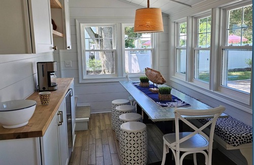 Kelleys Island Cottage | Escape to our Kelleys Island cottage: where comfort meets tranquility.