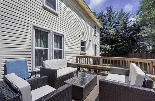 Fairfax House | Exquisite & Immaculate 5BD