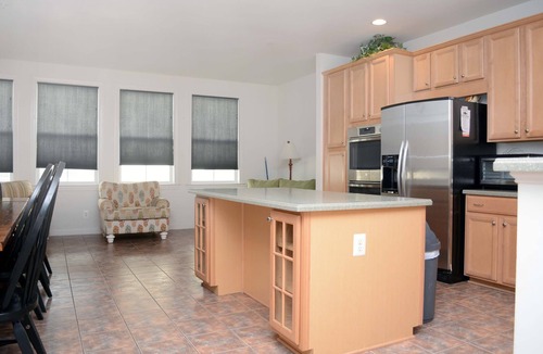 Sunset Island House | Fabulous Luxury 5 Bedroom townhouse With WiFi In Gated Community On Bayside With Indoor/Outdoor Pools, Private Beaches, Restaurant, And More Just Ten Minutes From Beach!