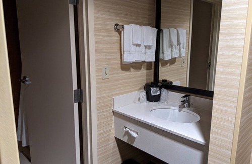 Concord Hotel | Fairfield Inn By Marriott Concord