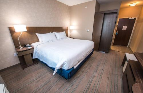 Huntsville Hotel | Fairfield Inn & Suites by Marriott Huntsville
