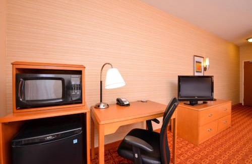 Nottingham Hotel | Fairfield Inn & Suites White Marsh