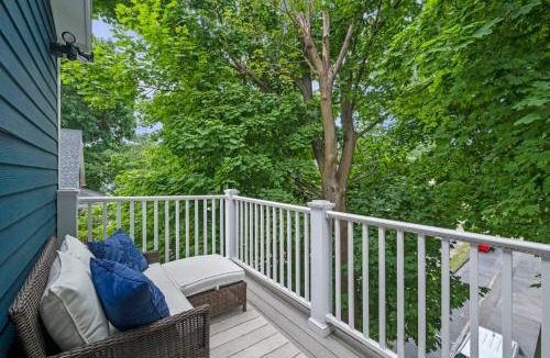 Salem Apartment | Family Friendly 3BD Oasis-Parking, WIFI & Pets OK!