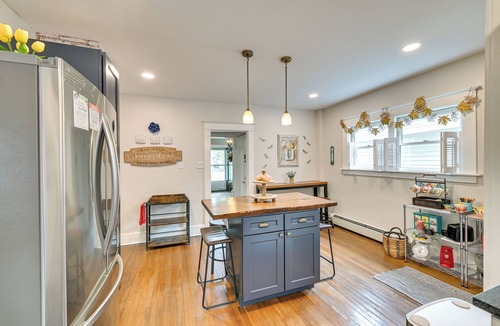Glens Falls House | Family-Friendly Glens Falls Home w/Sun Porch