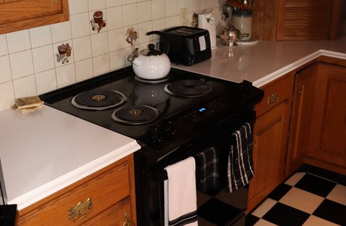 Oxford House | Family-friendly, historic Victorian within an hour's drive to many attractionsn