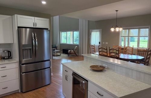 Alburg House | Family-Friendly Lake Champlain Retreat with Lake Access and New Hot Tub