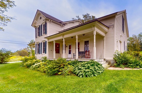 Mount Holly House | Family-friendly, rural home with work spaces, gym room & hammock - dog-friendly