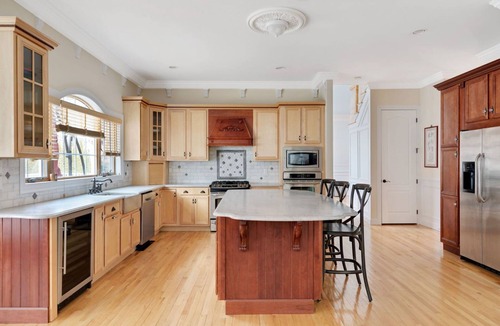 East Quogue House | Family getaway, 5 beds+5 baths, pool, on quiet road, 1.5hr from NYC+Westchester