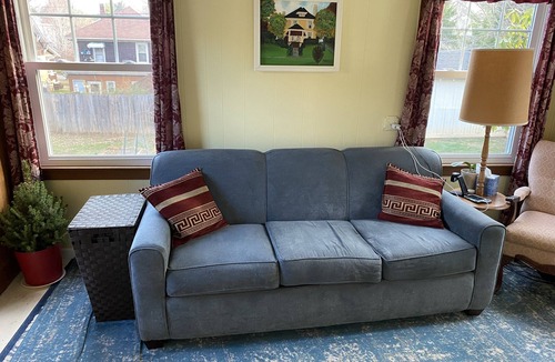 Rivermont Apartment | Family Size Four Square near Rivermont Ave and Downtown Lynchburg