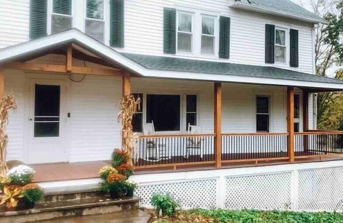 Highland House | Farmhouse Near New Paltz & Walkway Over Hudson