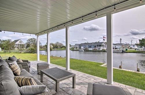 Fenwick Island House | Fenwick Island Home with Canalfront Deck Less Than 1Mi to BCH