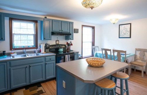 Bass Harbor House | Ferry Lodging@ Acadia NP, trail, A/C, Privacy, Firepit, Seafood sleeps 12