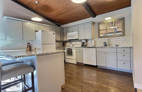 Pittsfield House | FiddleHead Lane-Near Killington, Fireplace, Grill