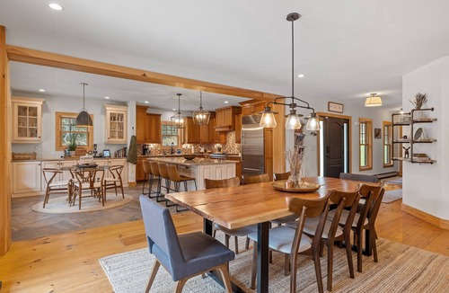 Wilmington House | Find your escape at The Coldbrook House, Mt. Snow
