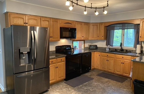 Essex Junction House | Fireplace, One-Floor in Quiet Neighborhood Home - whole house for you