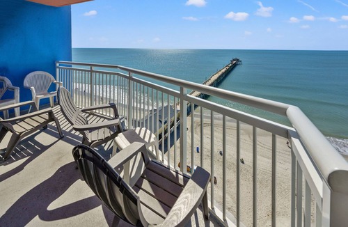 Cherry Grove Beach Condo | First-class oceanfront condo w/pools, lazy river, pier restaurant/bar in Cherry Grove