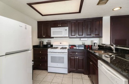 Seven Coves Condo | 🎣Fish Your Own ☀️Sunrise Facing ❤️Private Balcony