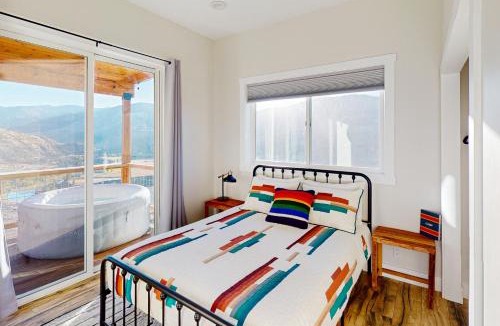 Pateros House | Flycast Meadows