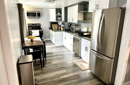 Augusta Apartment | Freshly Renovated 2 Bed 1.5 Bath near Downtown Augusta