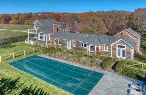Cutchogue House | Freshly updated farmhouse on 66 acres right in the heart of the North Fork