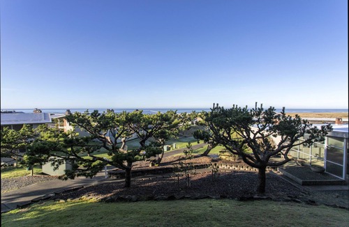 Gearhart Condo | G616 1st Floor 2 Bedroom Gearhart House No Cleaning fees