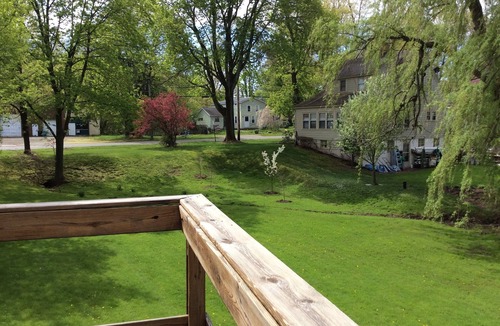 Westfield Apartment | Garden View- Perfect Getaway, Private Unit. Wifi, Patio, Smart TV, AC.