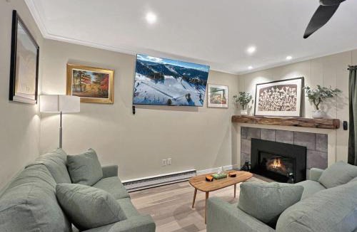 Mendon House | Gateway Condo A10