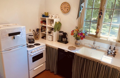 Morrisville Cottage | Getaway Cottage in Park-like Setting with River Views. Canal Towpath Nearby.