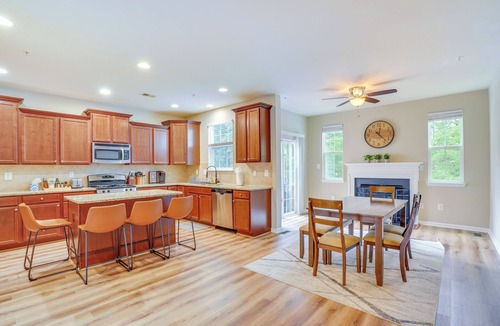 Glen Burnie House | Glen Burnie Vacation Rental w/Private Deck!