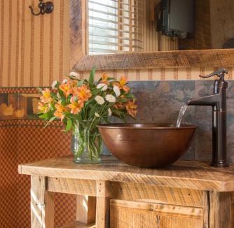 Proctorsville Bed & Breakfast | Golden Stage Inn