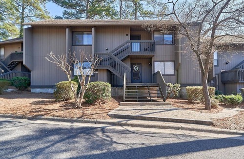 Pinehurst Condo | Golf front condo, walk to the Cradle, driving range, 91st hole or pro shop.