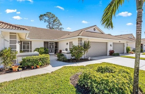 Naples Villa | Golf,Tennis,Beach,Pool,fun and sun!