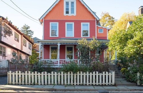 Nyack Apartment | Gorgeous 2 BR with private garden, walk to town