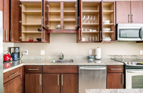 George Washington University Apartment | Gorgeous Foggy Bottom 1BR w/Gym, walk to GWU, Metro, by Blueground