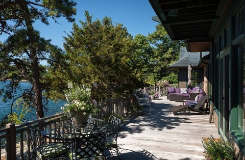 Grenell House | Gorgeous Luxury Custom Home with state of the art appliances, A/C, sleeps 12!