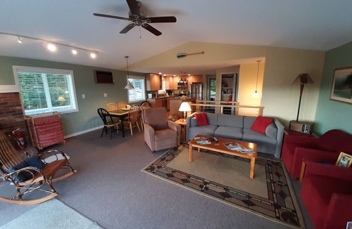 Eidelweiss Village House | Gorgeous Mountain View, 3 BR Home!
