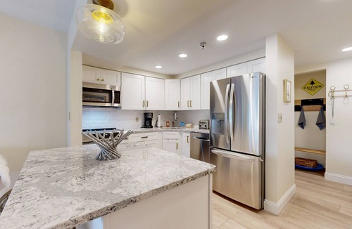 Killington Condo | Gorgeous mtn-view condo next to Killington Resort - pool, hot tub & ski shuttle