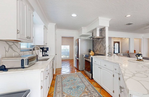 Chinatown House | Gorgeous private home with private pool and close to everything