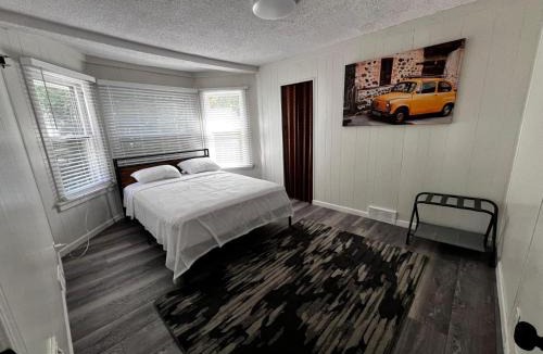 Downtown Niagara Falls House | Grand Bella Niagara 5BR 2BATH Close to Falls