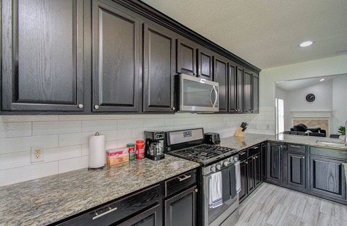 Klein House | Great home with king bed