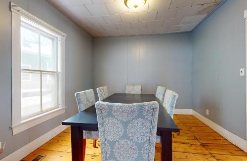 Weston House | Green Door Cottage