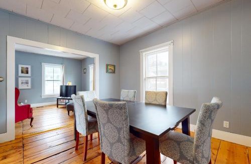 Weston House | Green Door Cottage