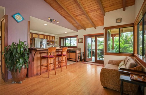 Honaunau-Napoopoo House | H6A-The Dolphin Bay House