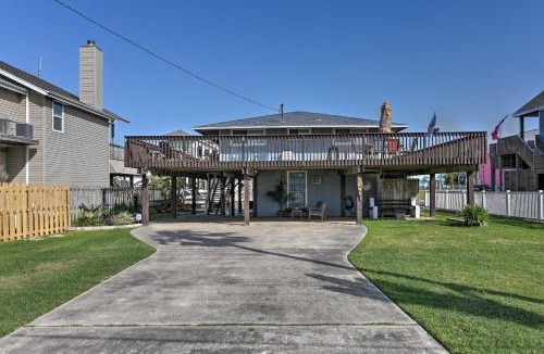 Galveston House | half Mi to Beach Canal-Front Galveston Home!